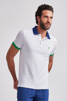 PLAIN WHITE POLO WITH CONTRASTING COLLAR AND SLEEVES