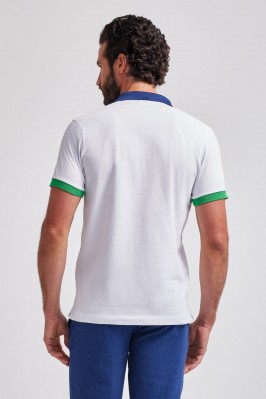 PLAIN WHITE POLO WITH CONTRASTING COLLAR AND SLEEVES