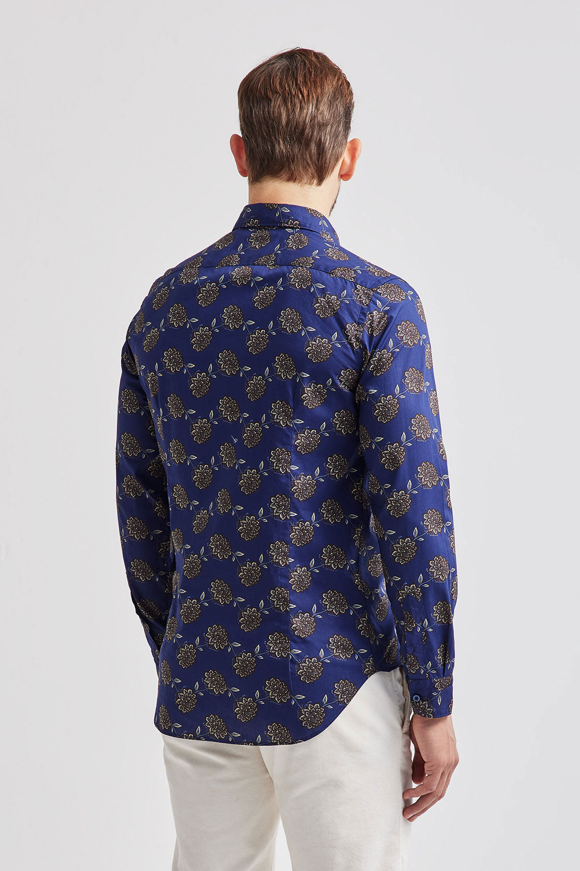 Camicia in popeline stampa floreale con collo francese