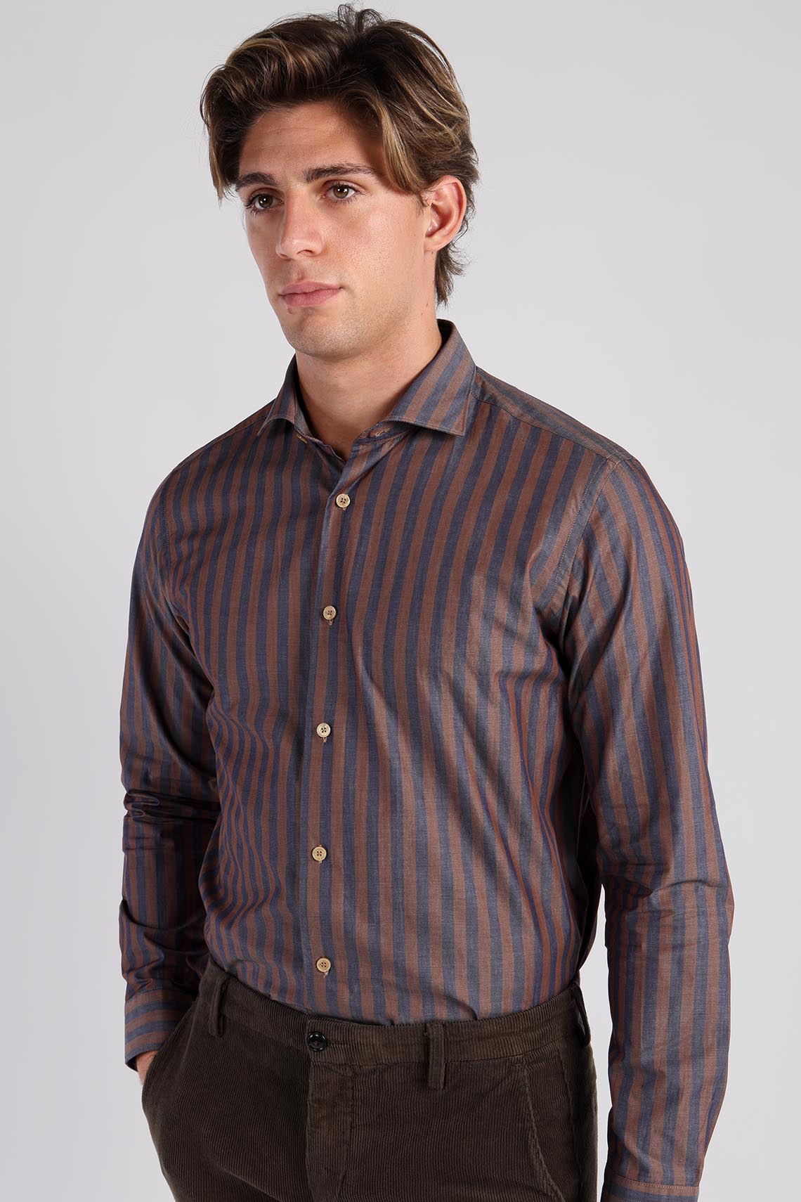 Camicia a quadri in cotone con contrasti e collo button down custom fit