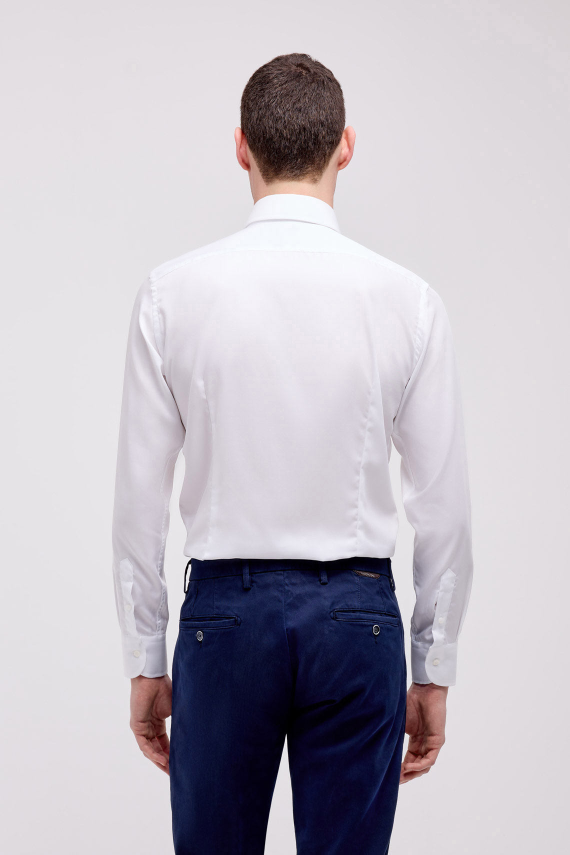 Camicia no stiro in 100% cotone con collo semifrancese
