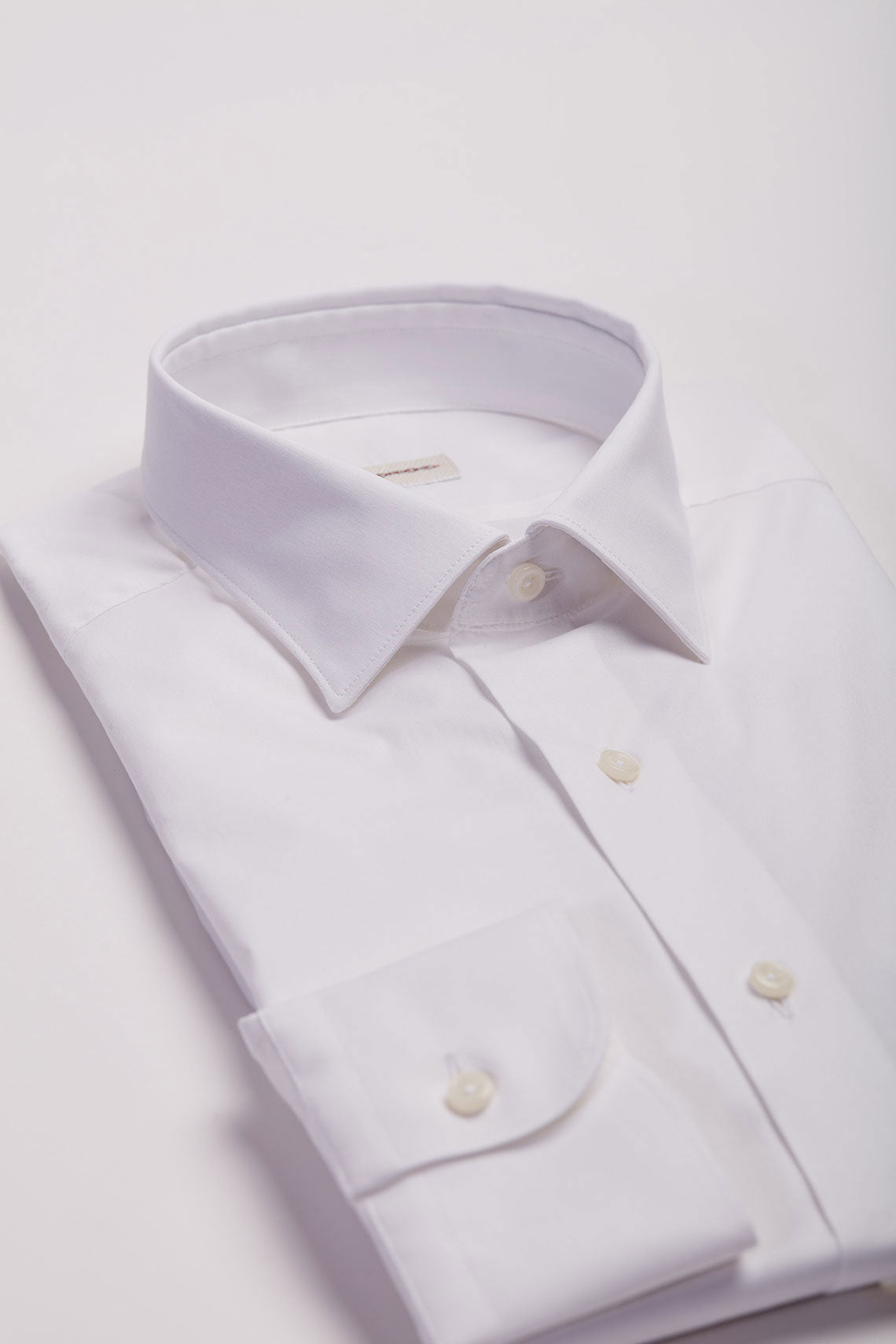 Camicia in tessuto popeline stretch con collo semifrancese