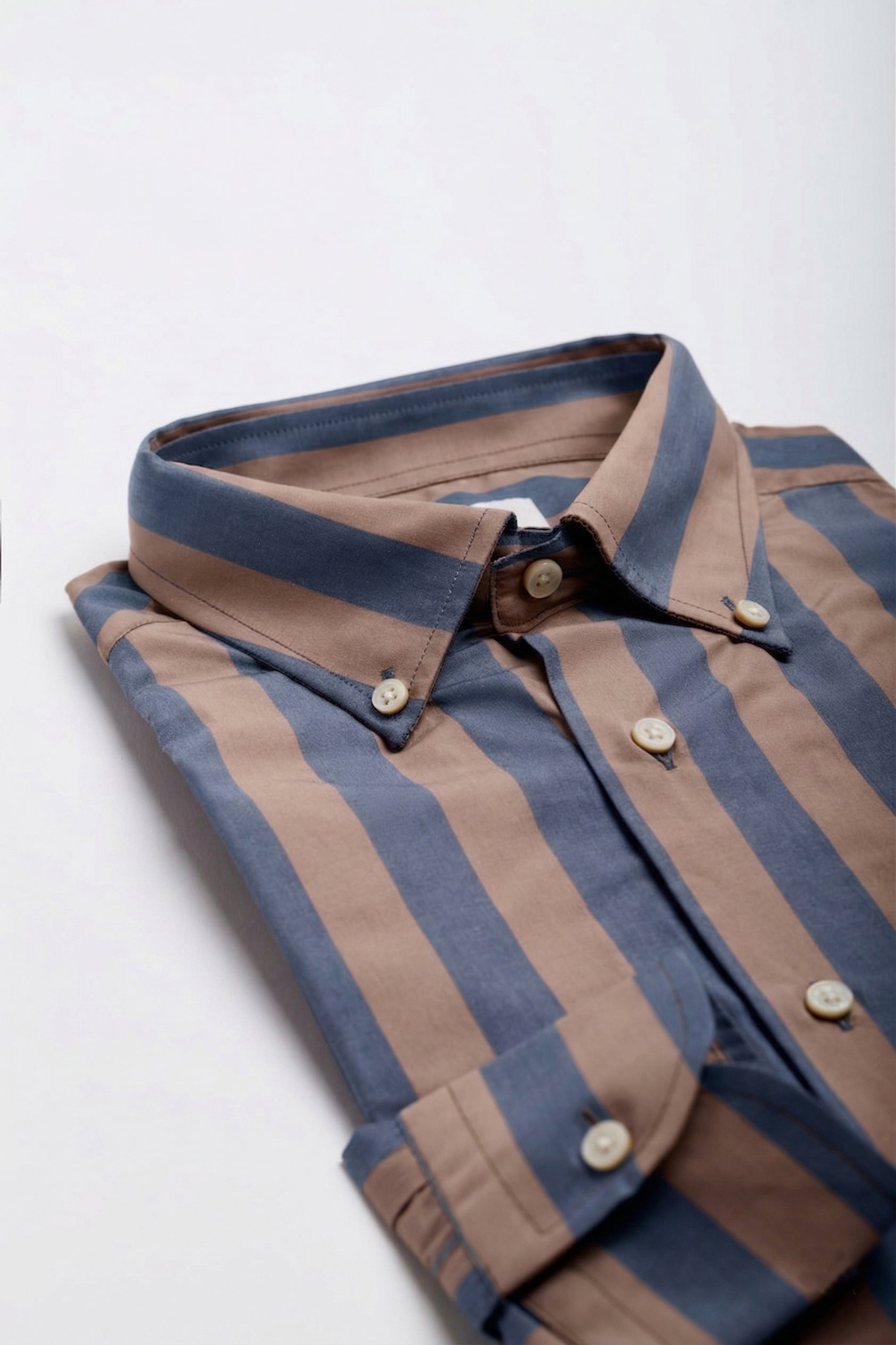 CAMICIA A RIGHE COLLO BUTTON DOWN