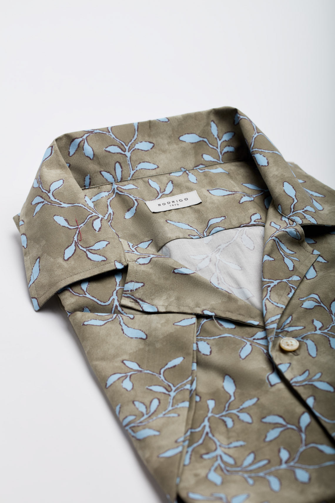 CAMICIA STAMPATA MANICA CORTA COLLO BOWLING