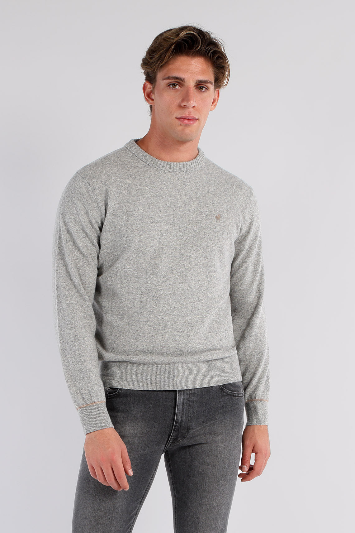 100% pure carded shaved wool crewneck sweater regular fit