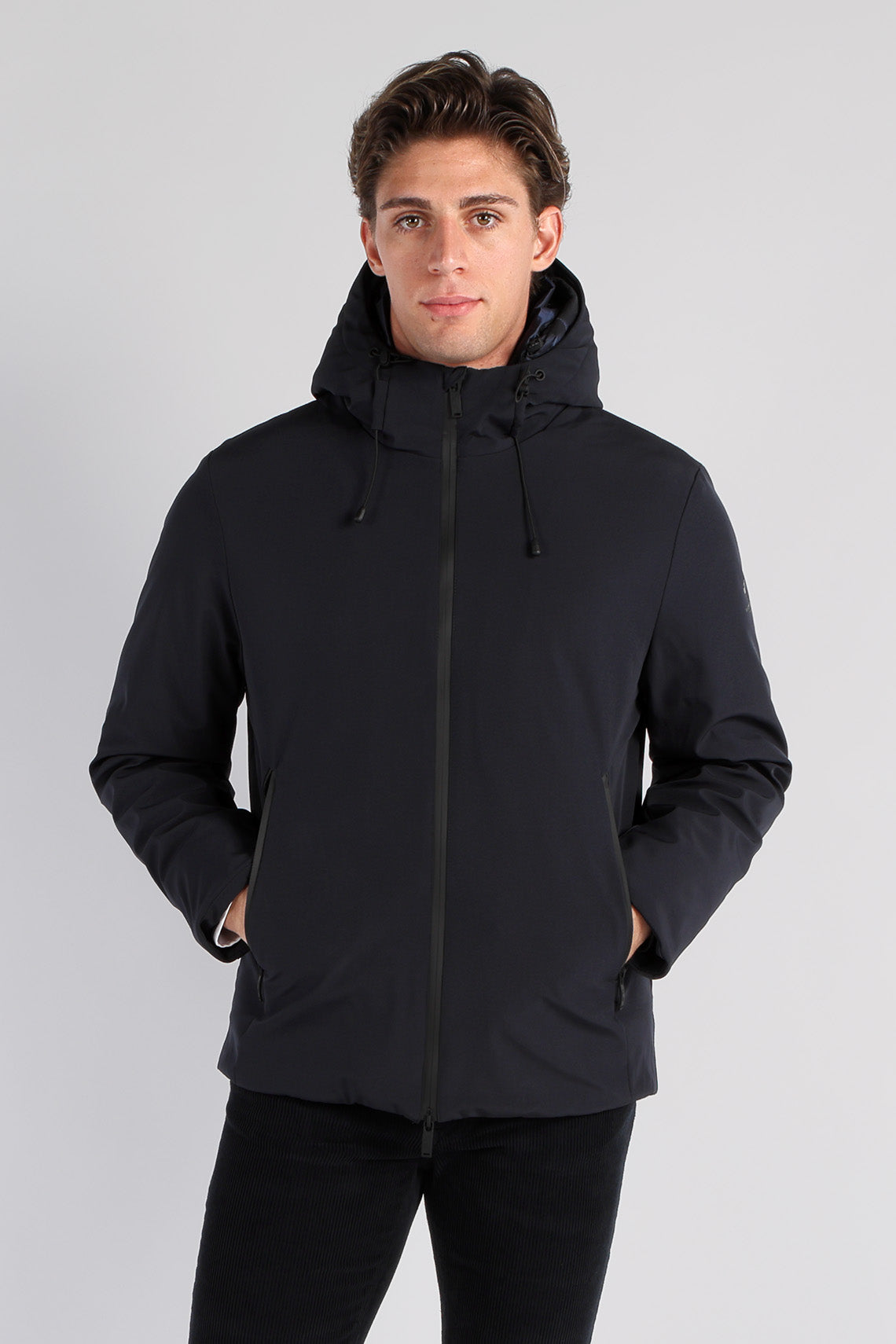 Giubbotto in poly-stretch cappuccio con imbottitura staccabile custom fit