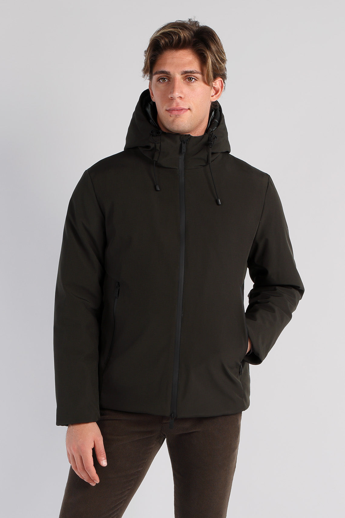 Giubbotto in poly-stretch cappuccio con imbottitura staccabile custom fit