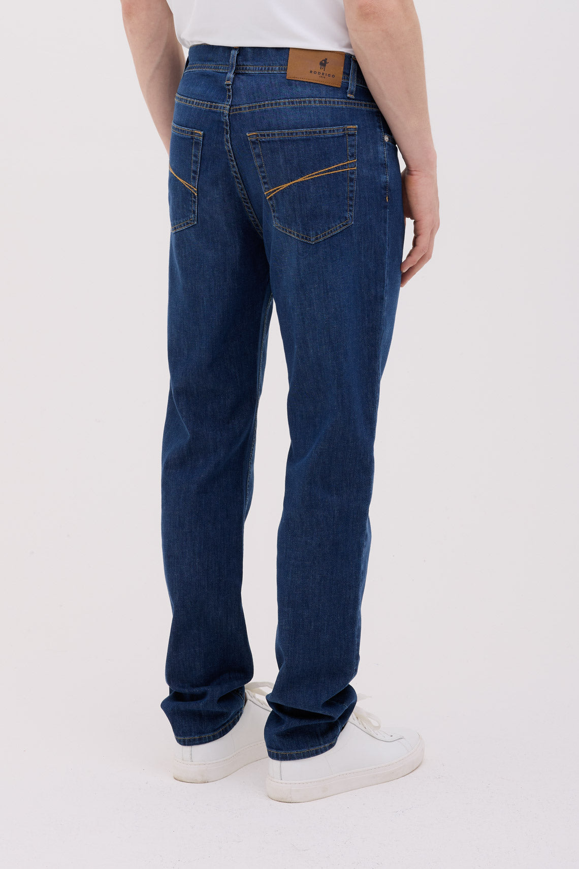 PANTALONE IN DENIM LAVAGGIO MEDIO