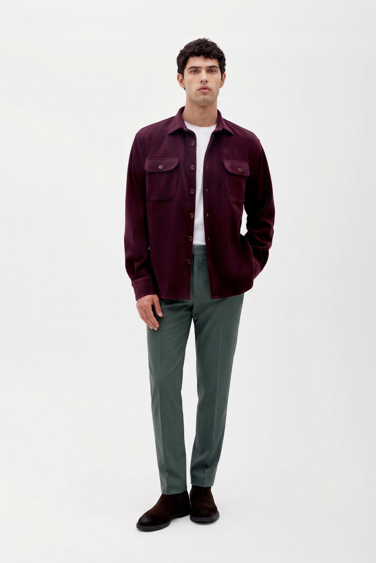 Pantalone chino sovrattinto  con tasca e pattine dietro