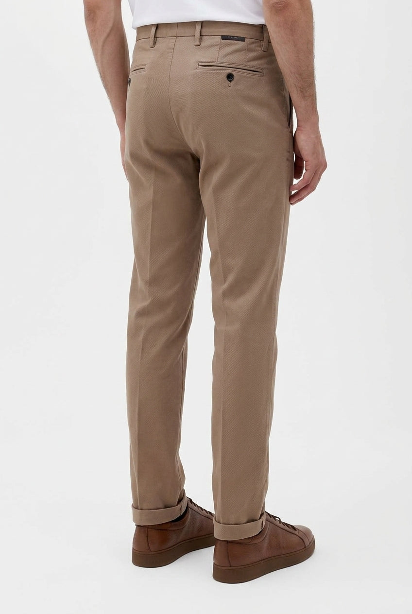 PANTALONE CHINO ELASTICIZZATO CON RISVOLTO