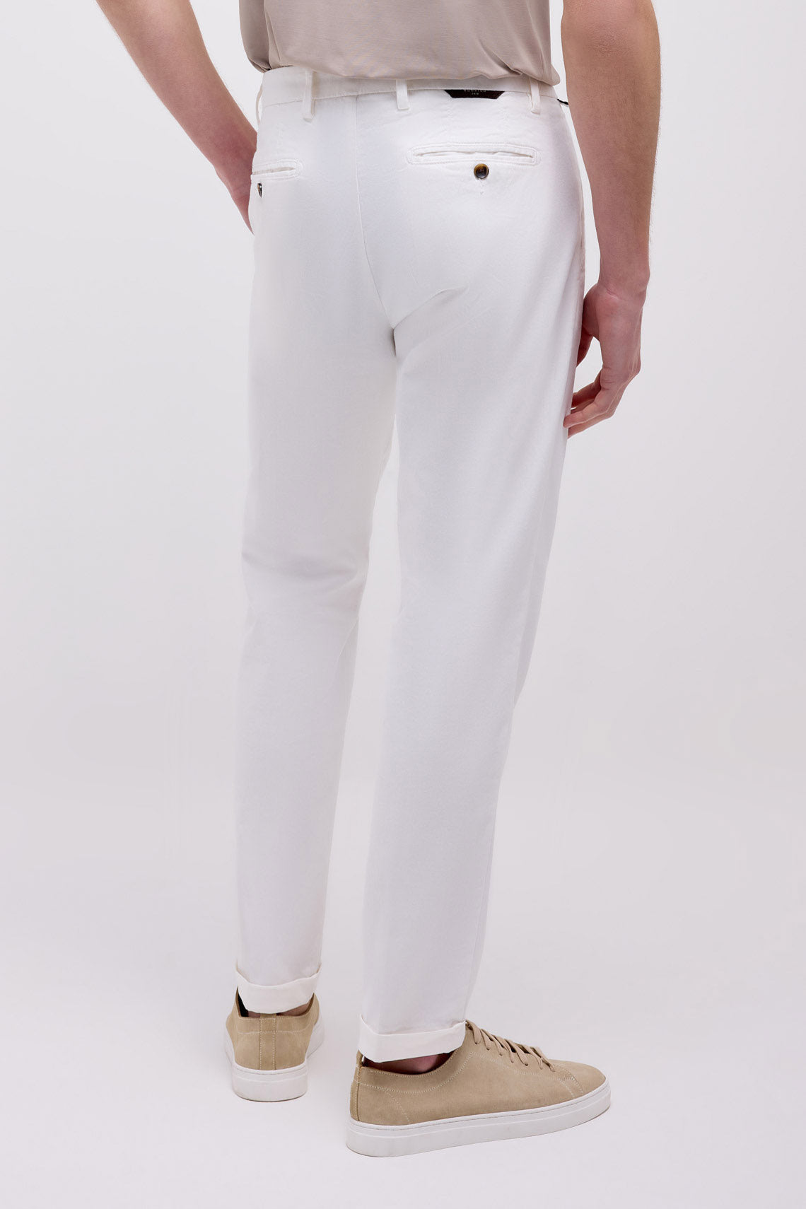 PANTALONE CHINO IN MICROSTRUTTURA