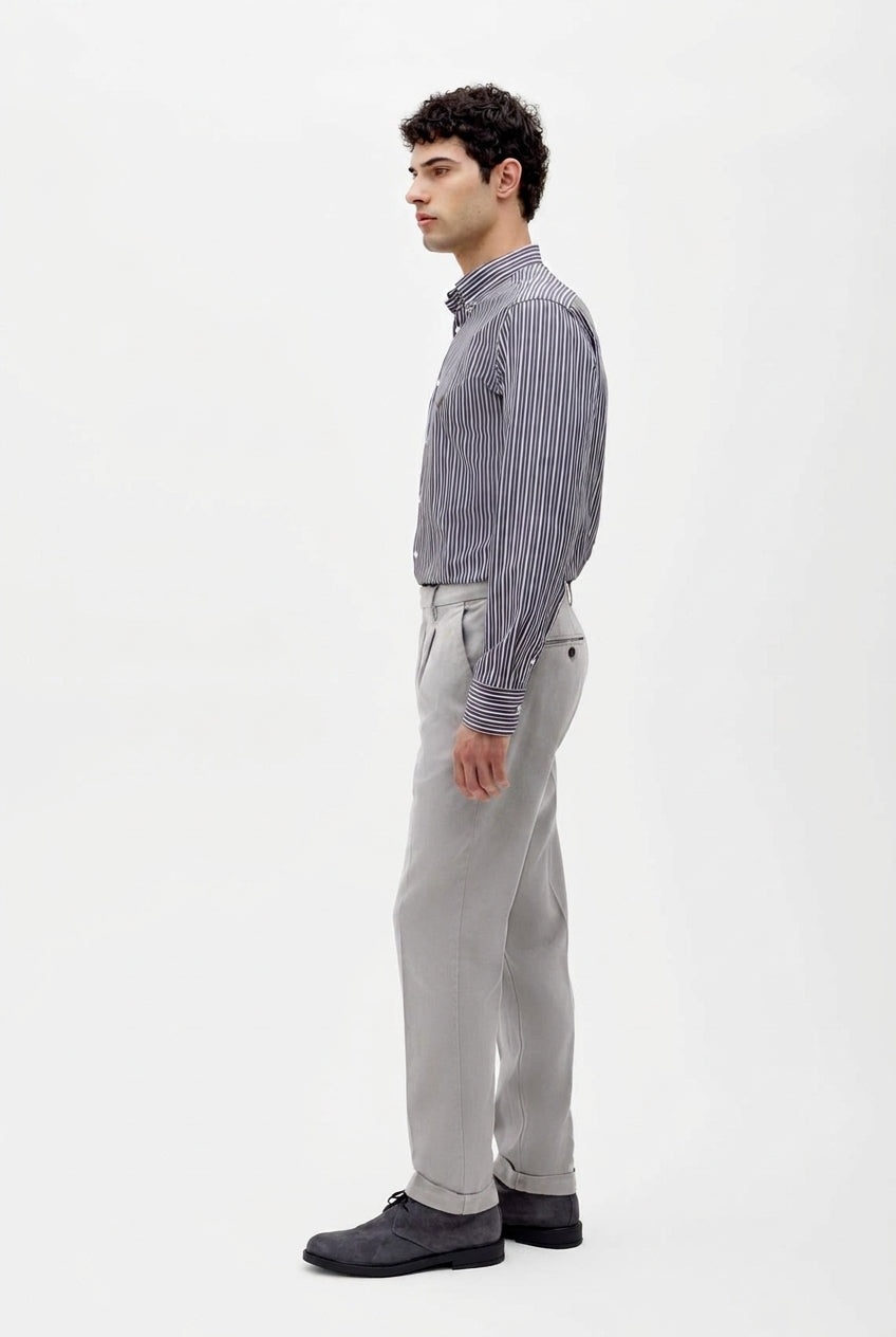 Pantalone chino sovrattinto   con una pences, tessuto elasticizzato