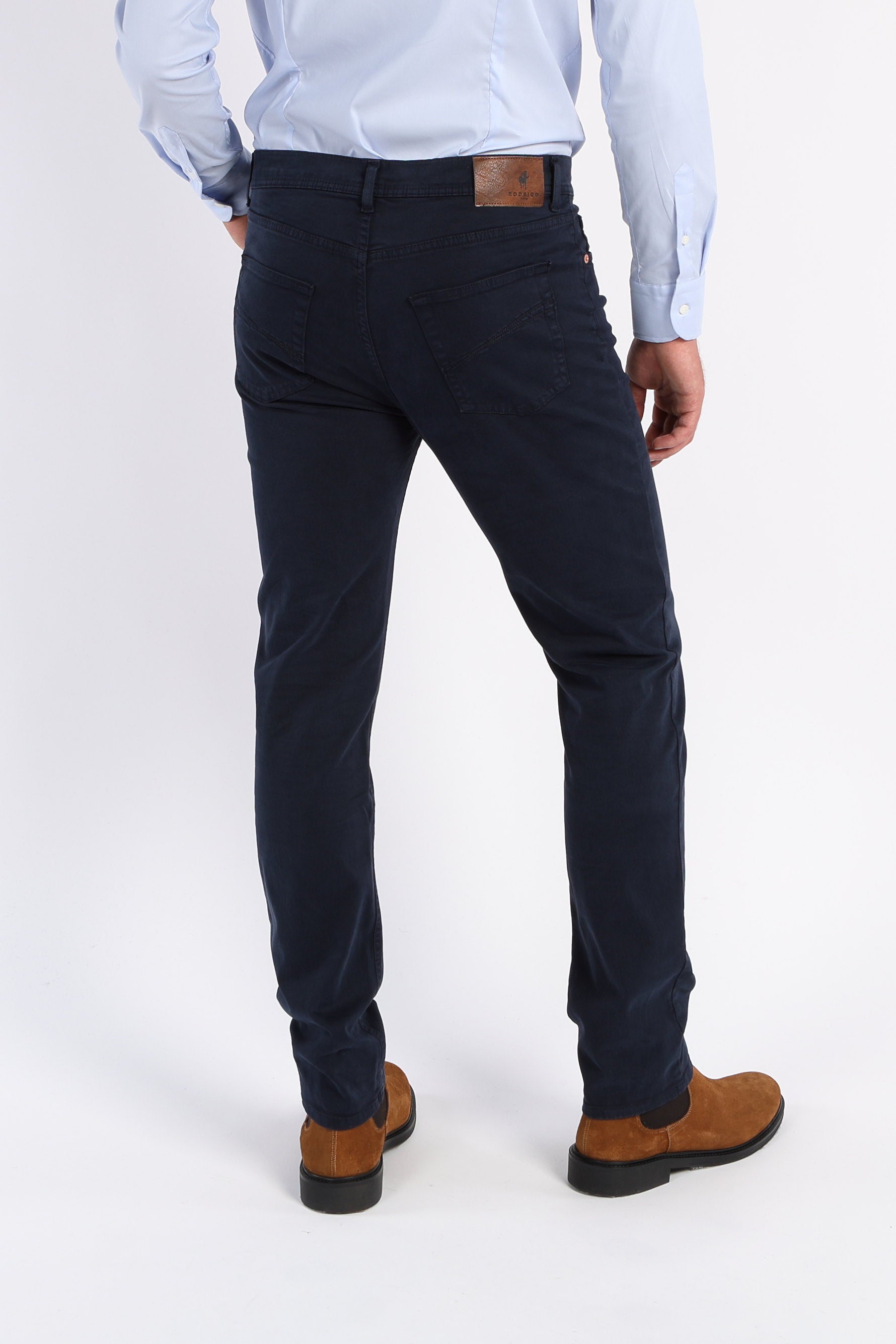 5-Pocket trousers in garment-dyed stretch gabardine custom fit