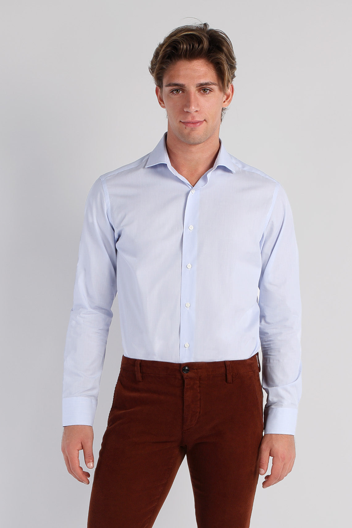 Camicia a righe sottili con collo francese
